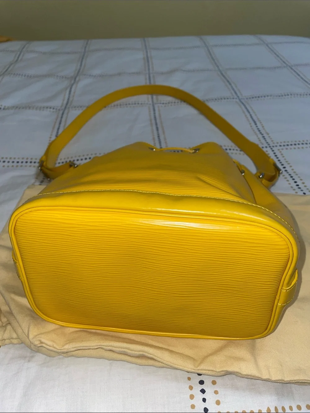 Louis Vuitton Yellow Citron Epi Leather Drawstring Noe BB Bucket Bag